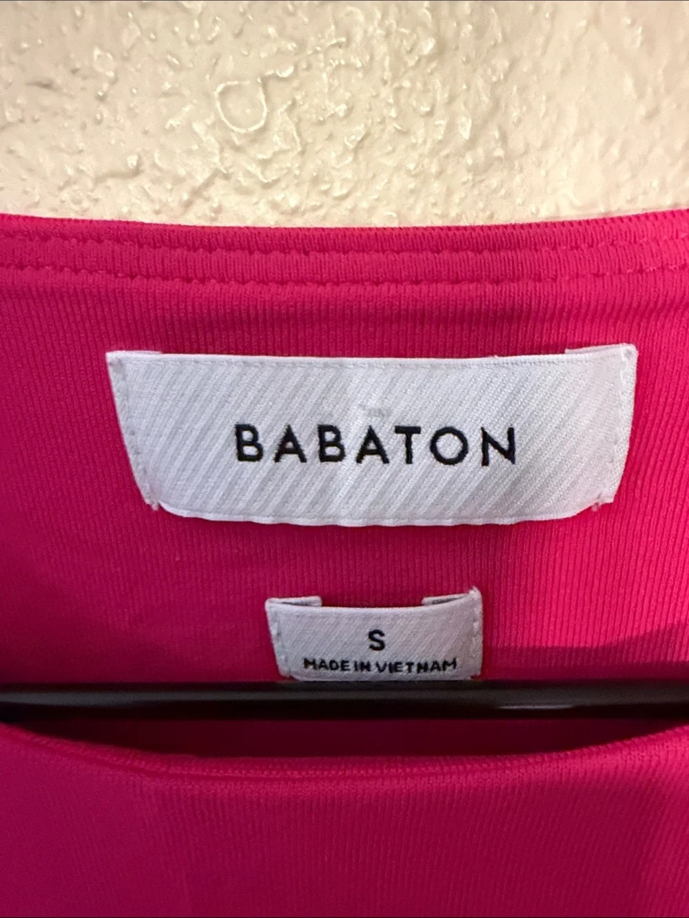 Babaton Contour Crop Top Hot Pink Size Small